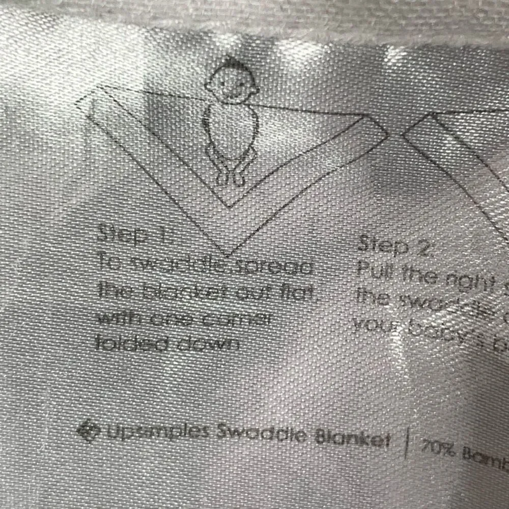 Upsimples Swaddle Blankets - set of 2 sizes 43x48
